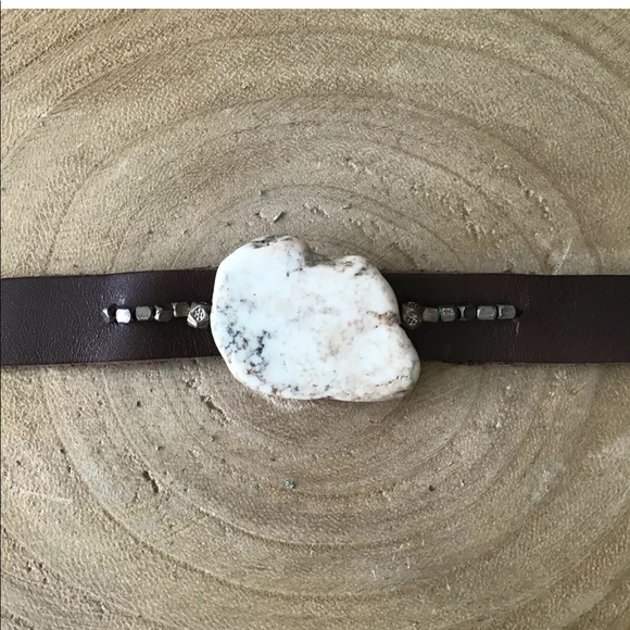 NEW 100% Leather Strap Bracelet Snap Mexico Boho Brown Ivory Festival Howlite - Picture 4 of 13